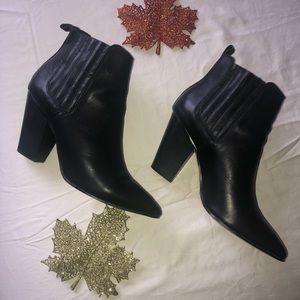 ALDO Gwerissa Black Leather Booties